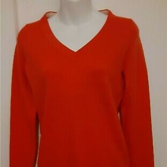 Banana Republic Merino Wool Sweater - Picture 5 of 9